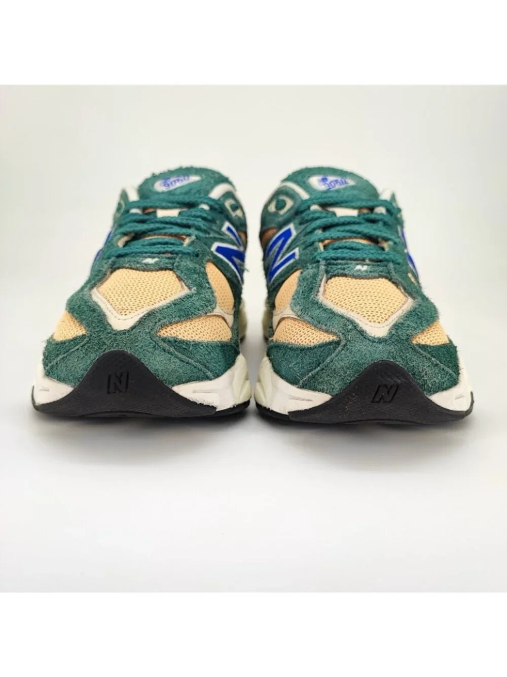 New Balance 9060 Women's 6.5 US Sneakers Suede Green GC9060GP